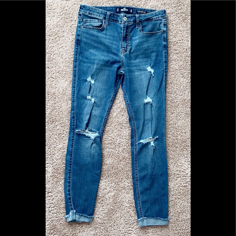 Women ripped jeans